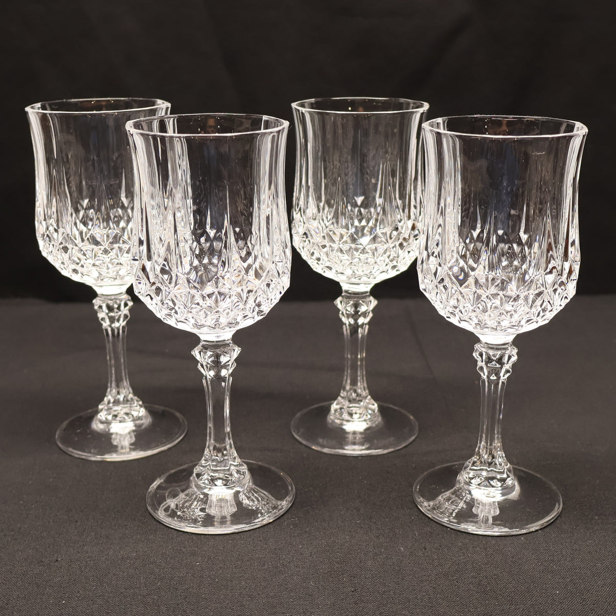 Cristal D'Arques Longchamp Wine Glass