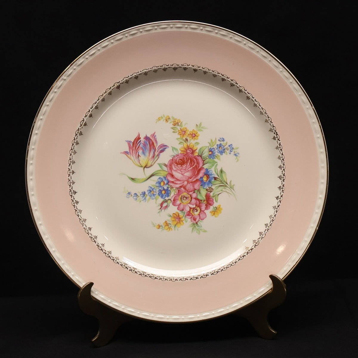 Homer Laughlin Marilyn Pink (Pattern G3418) Dinner Plate