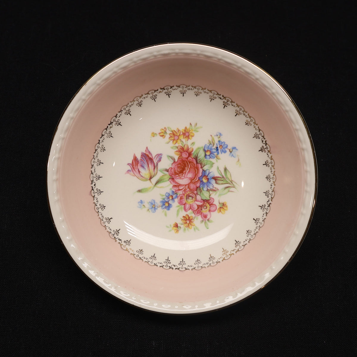 Homer Laughlin Marilyn Pink (G3418) Fruit and Dessert Bowl