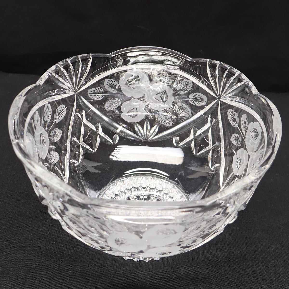 Fifth Avenue Crystal Lidded Candy Dish